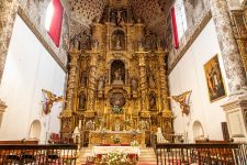 Retablo mayor, elaborado entre 1702 y 1704 por Francisco de Barahona